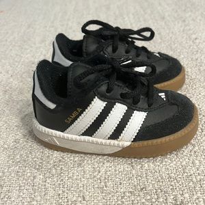 Adidas Samba